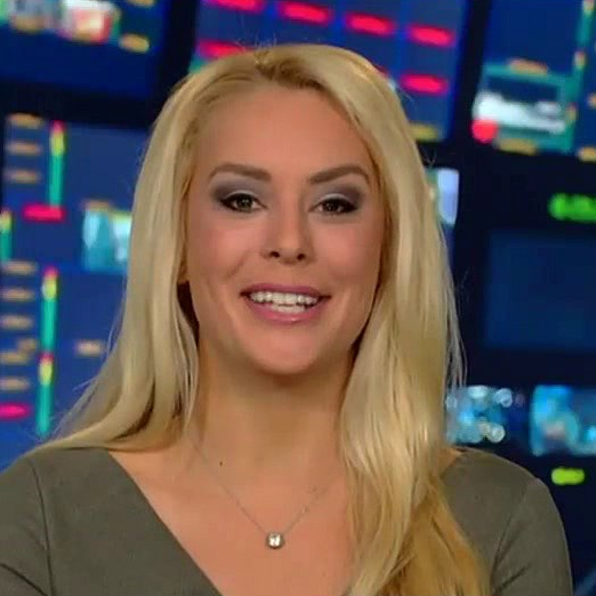 Britt McHenry Disses Jimmy Garoppolo & Kiara Mia Relationship