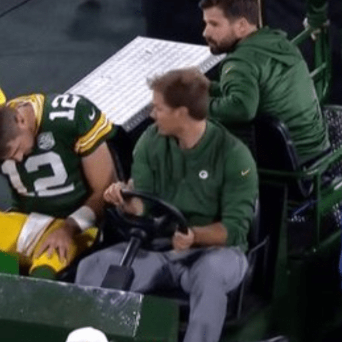 Mike McCarthy reacts to Aaron Rodgers injury: 'Feel terrible for him'