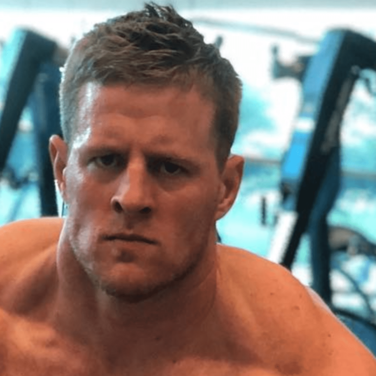 A Shirtless Photo Of J.J. Watt Is Going Viral On Social Media - The Spun:  What's Trending In The Sports World Today