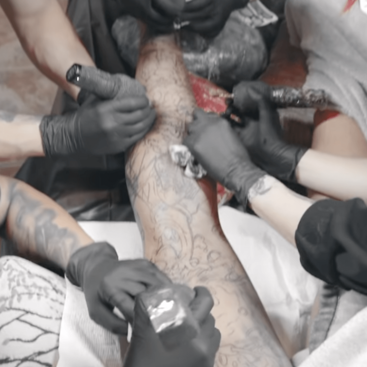 Cowboys Star Tony Pollard Gets Full Leg Sleeve Tattoo Featuring