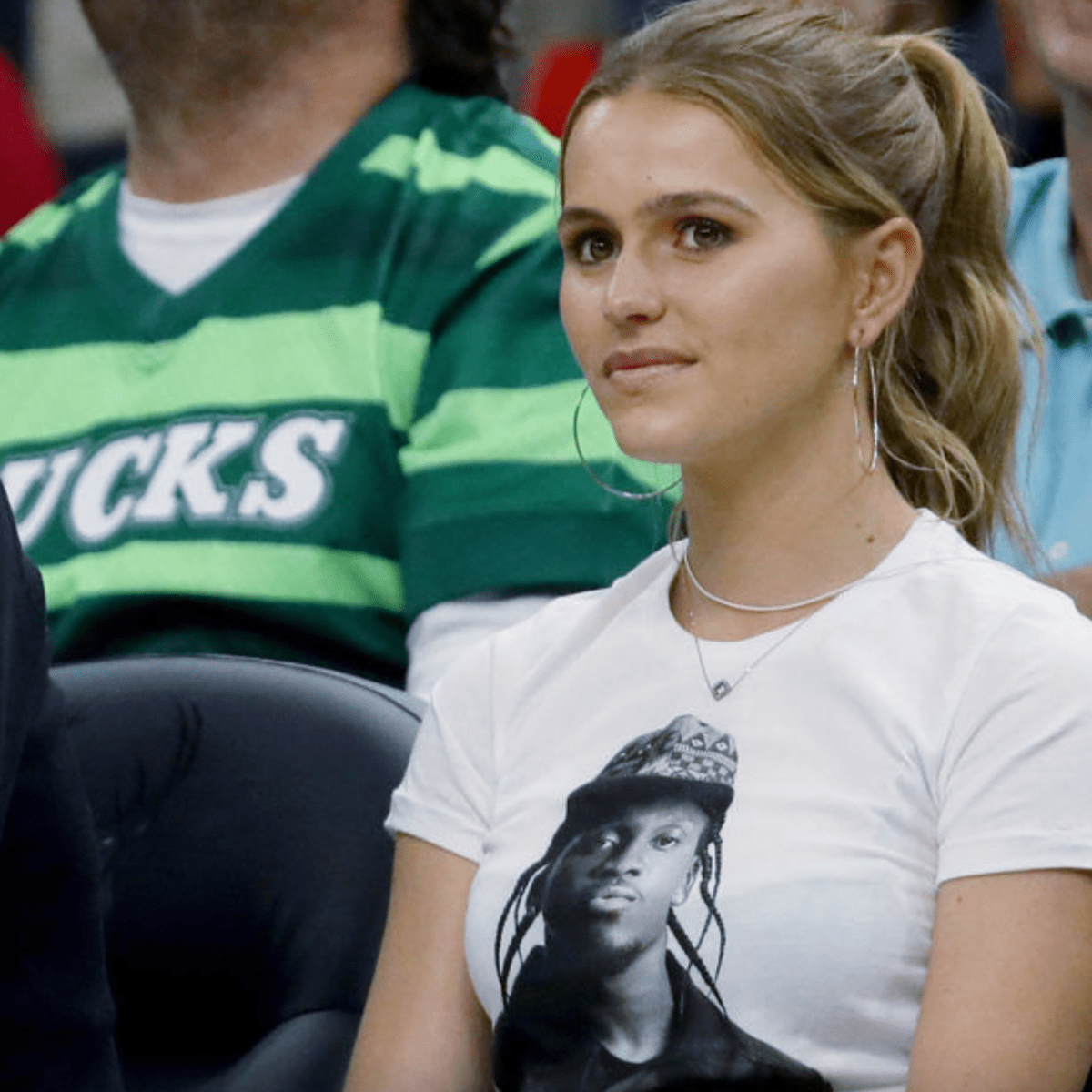 What did Aaron Rodgers say about Jessica Alba? Jets QB's latest viral  comment explained