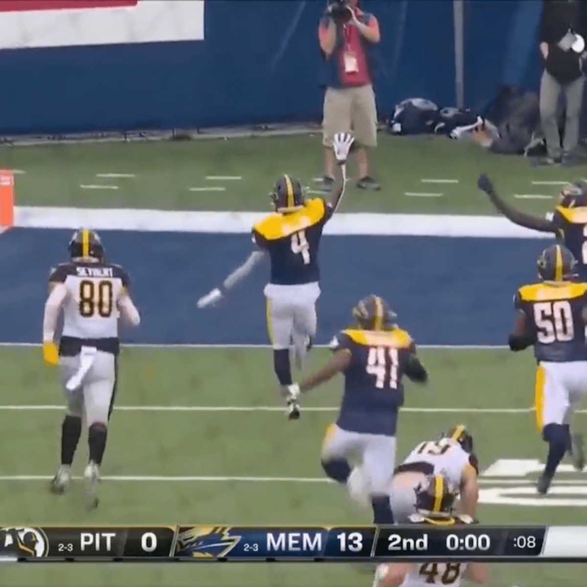 Showboats' Derrick Dillon scores a 109-yard touchdown on a Maulers' missed  FG