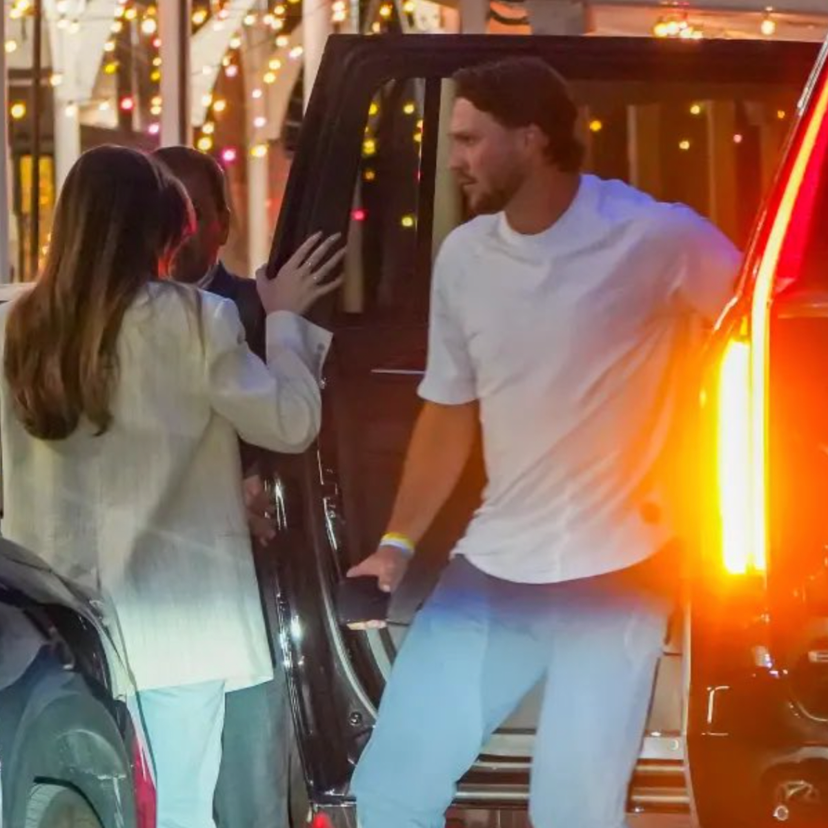 Hailee Steinfeld Spotted With Josh Allen Amid Breakup Rumors