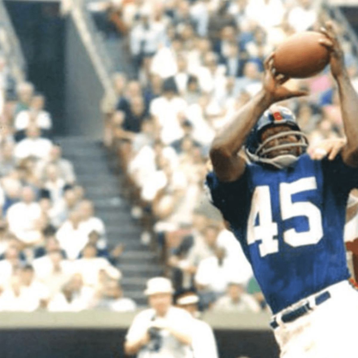 Homer Jones, former Giants receiver believed to be the first to spike a  ball after TD, dies at 82