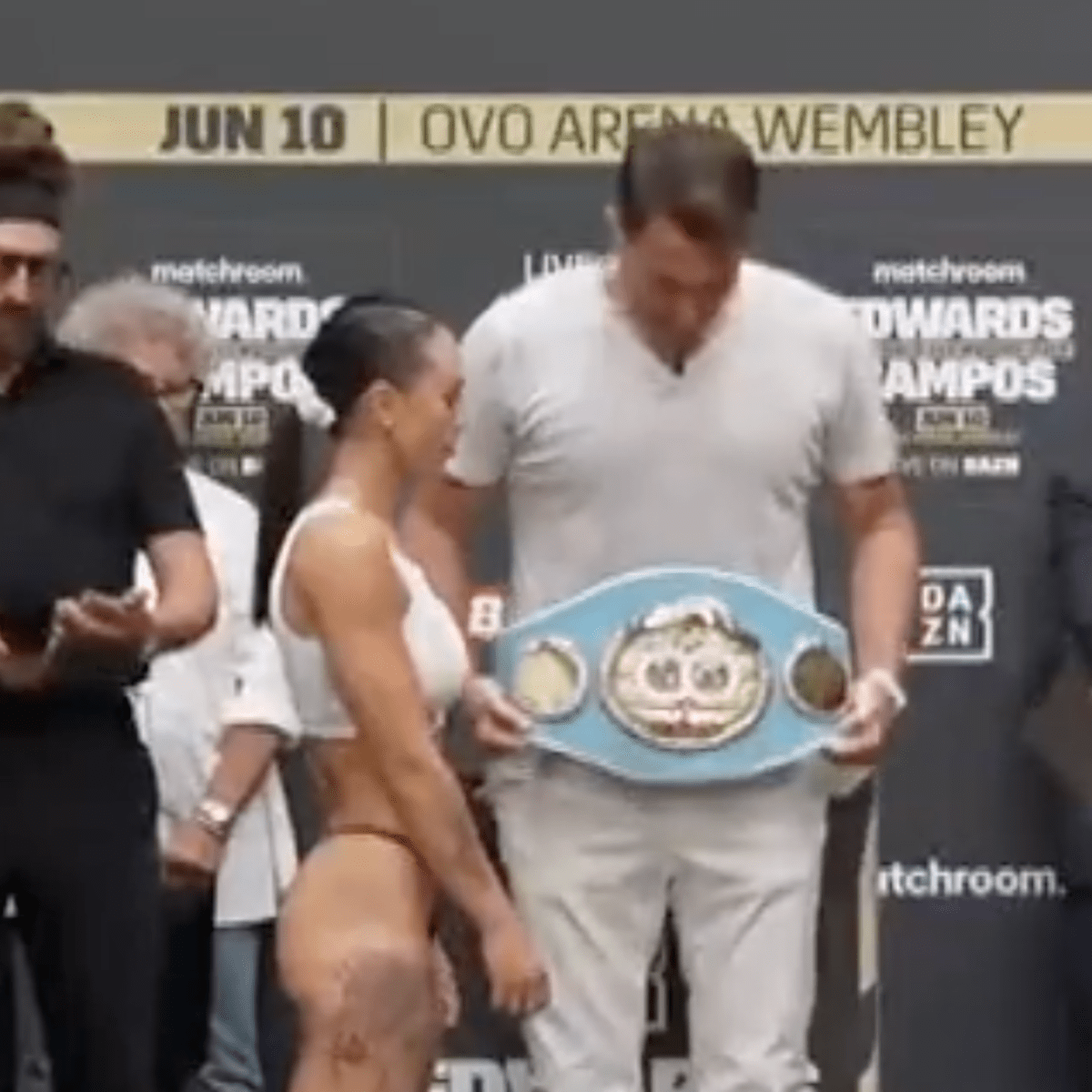 Boxer Who Showed Up To Weigh-In With Body Paint Responds To Recent  Criticism - The Spun