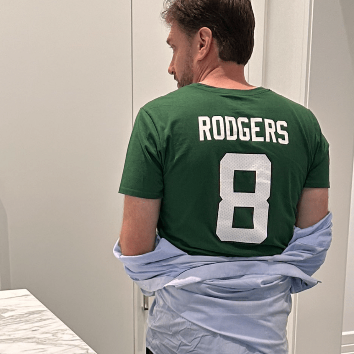 Aaron Rodgers waiting game causing ESPN's Mike Greenberg major stress,  anchor's wife shows