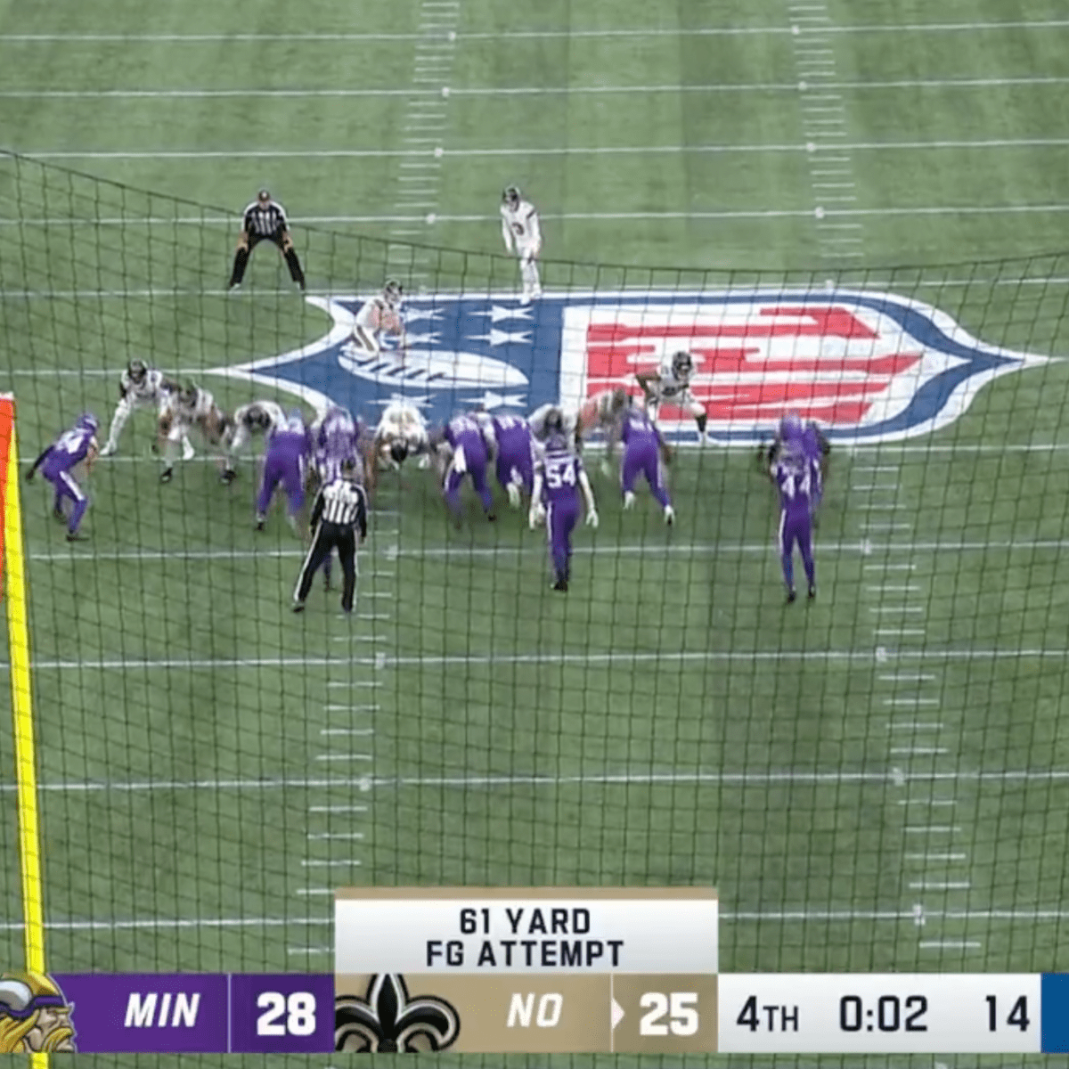 NFL lights up Trafalgar Square as Vikings vs Saints kicks off