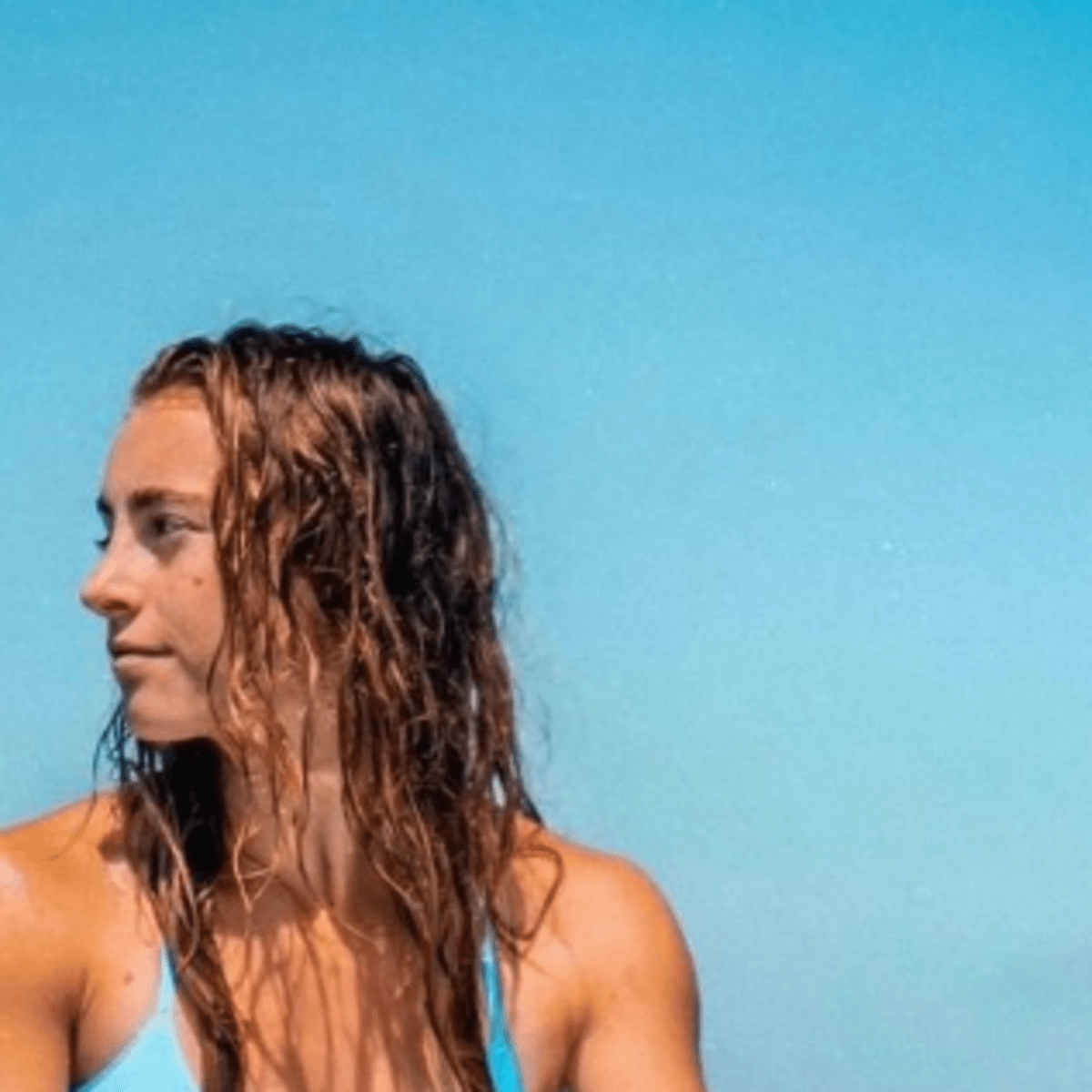 Popular Fitness Influencer Turns Heads In Ocean Bikini Photo - The Spun