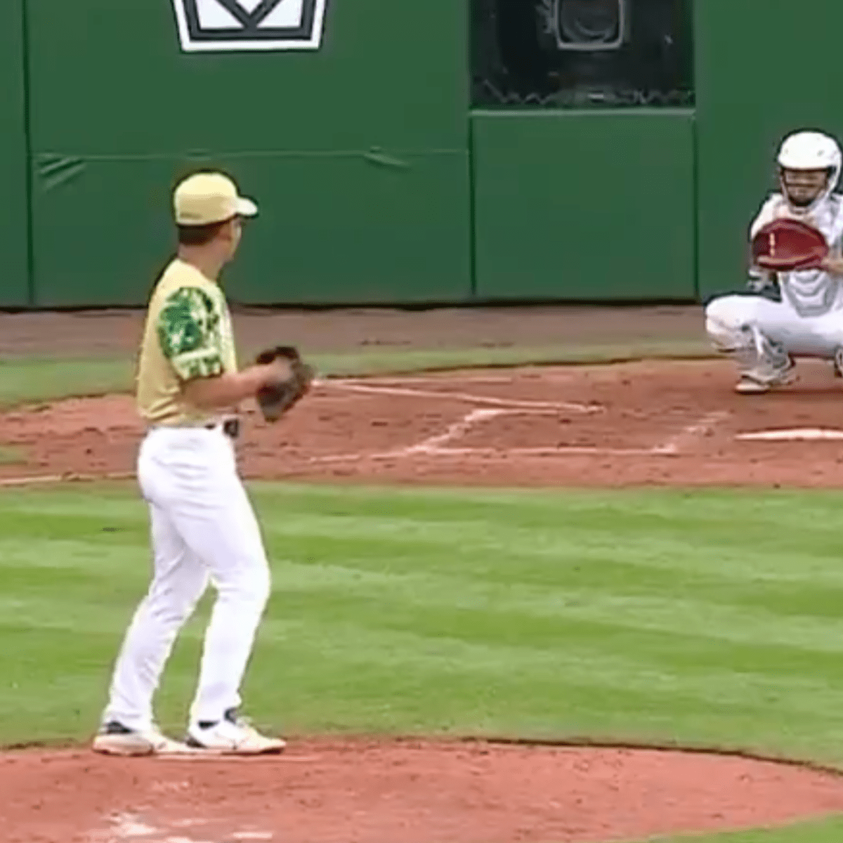 Fans erupt with enthusiasm as young star achieves immaculate inning at Little  League World Series – demand grows for showdown against Yankees