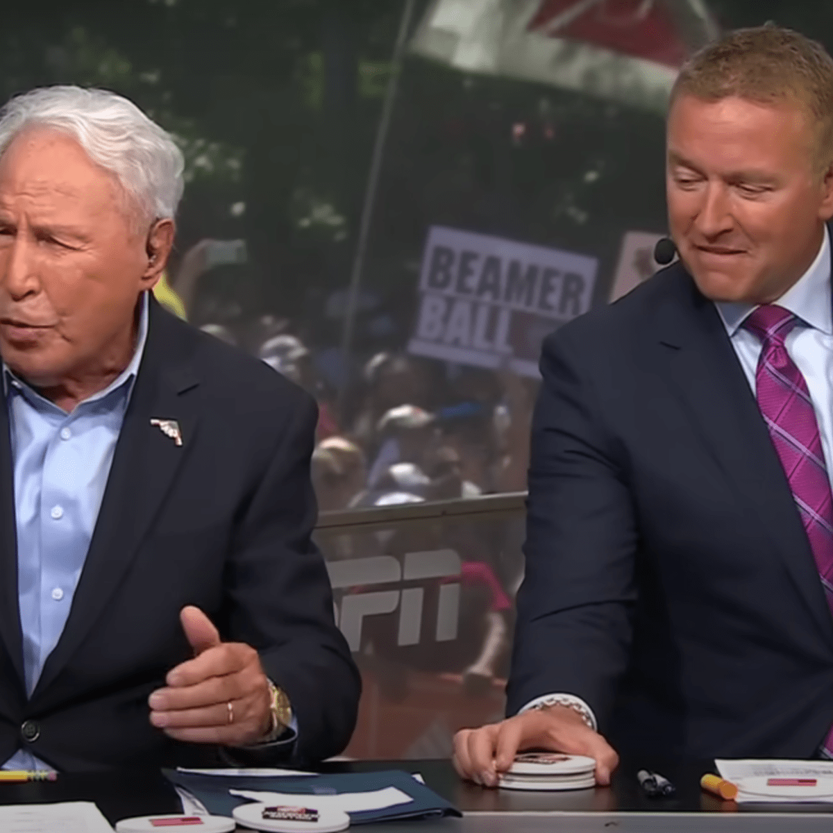 Lee Corso's headgear pick for North Carolina vs. South Carolina