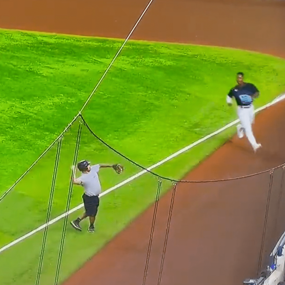 Marlins Ballboy Throws Fair Ball Into Stands, Costs Team Dearly