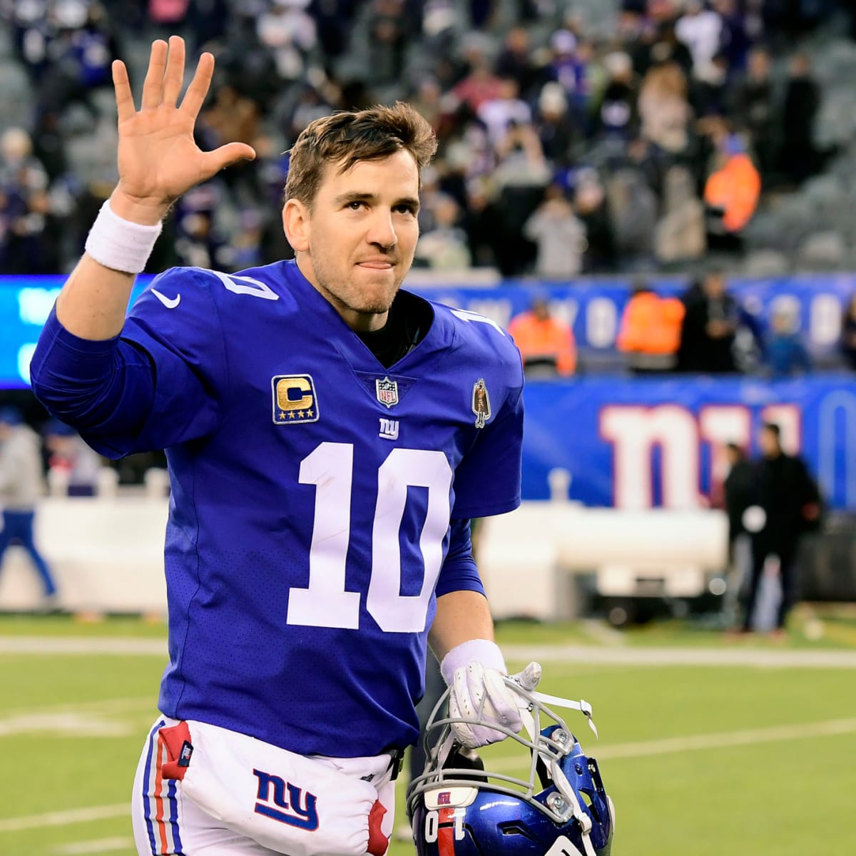 Look: Giants Fans Are Loving Eli Manning's Gameday Photo - The