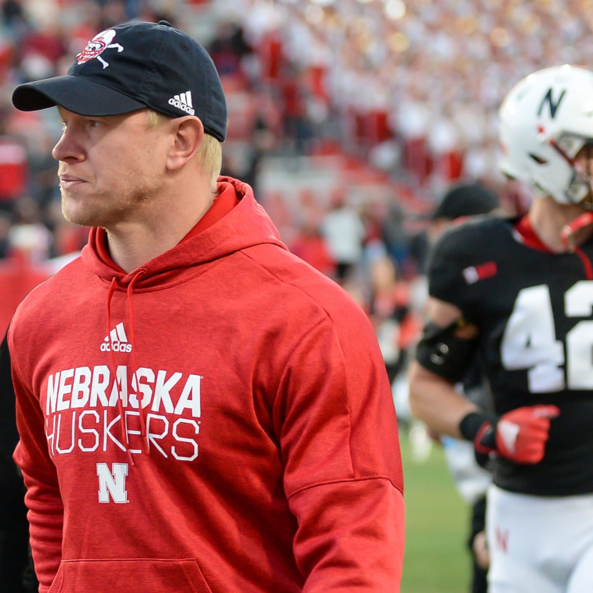 Scott frost sweatshirt online