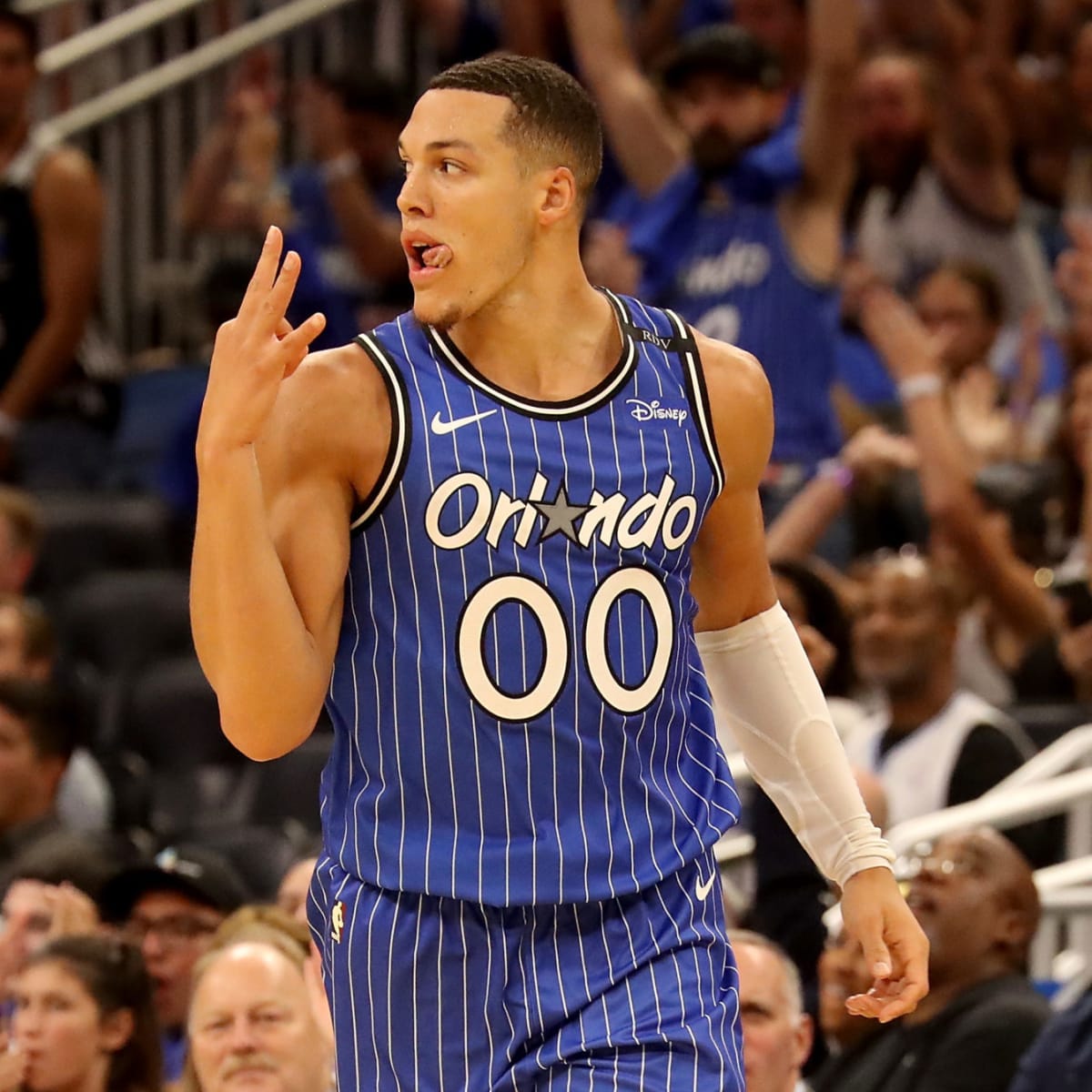 Aaron gordon magic jersey hot sale