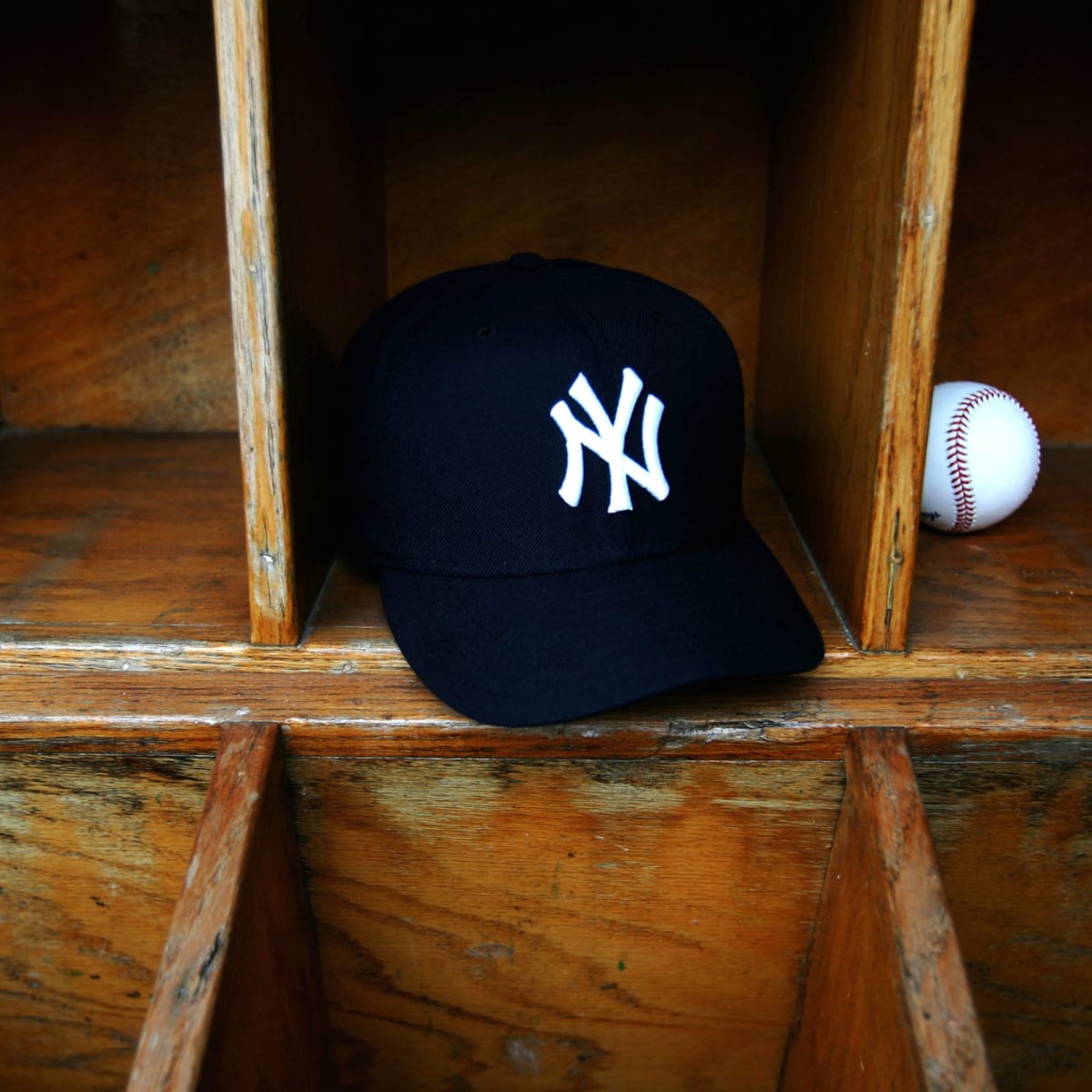 Most sold baseball hats store