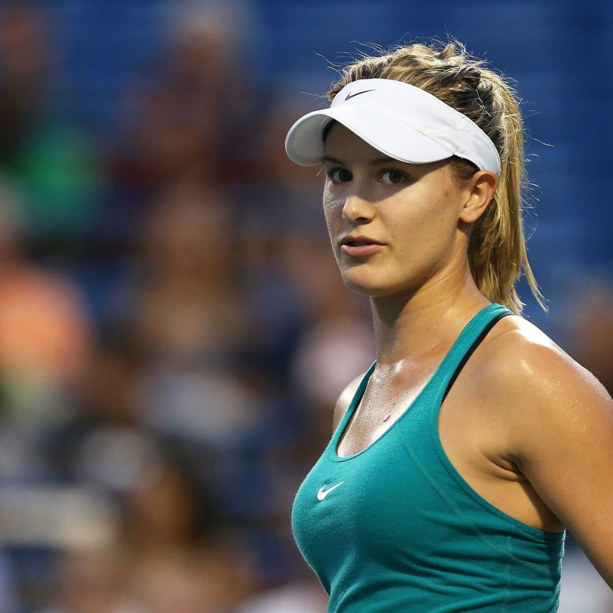 Bouchard tennis shop