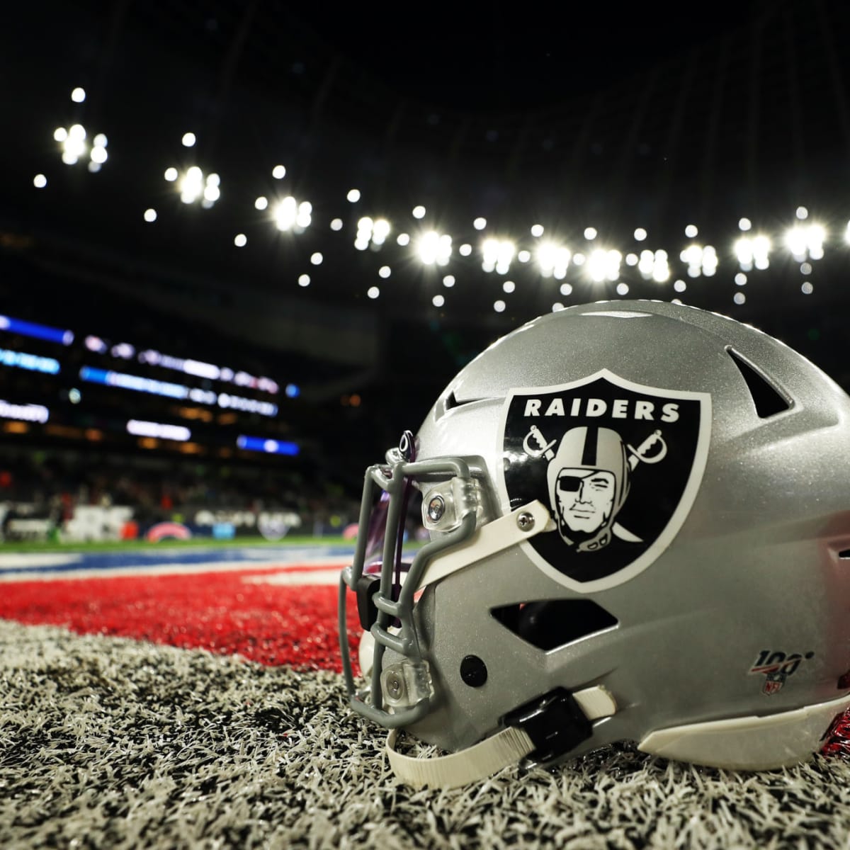 Raiders Make Uniform Choice For Thursday Night s Game The Spun