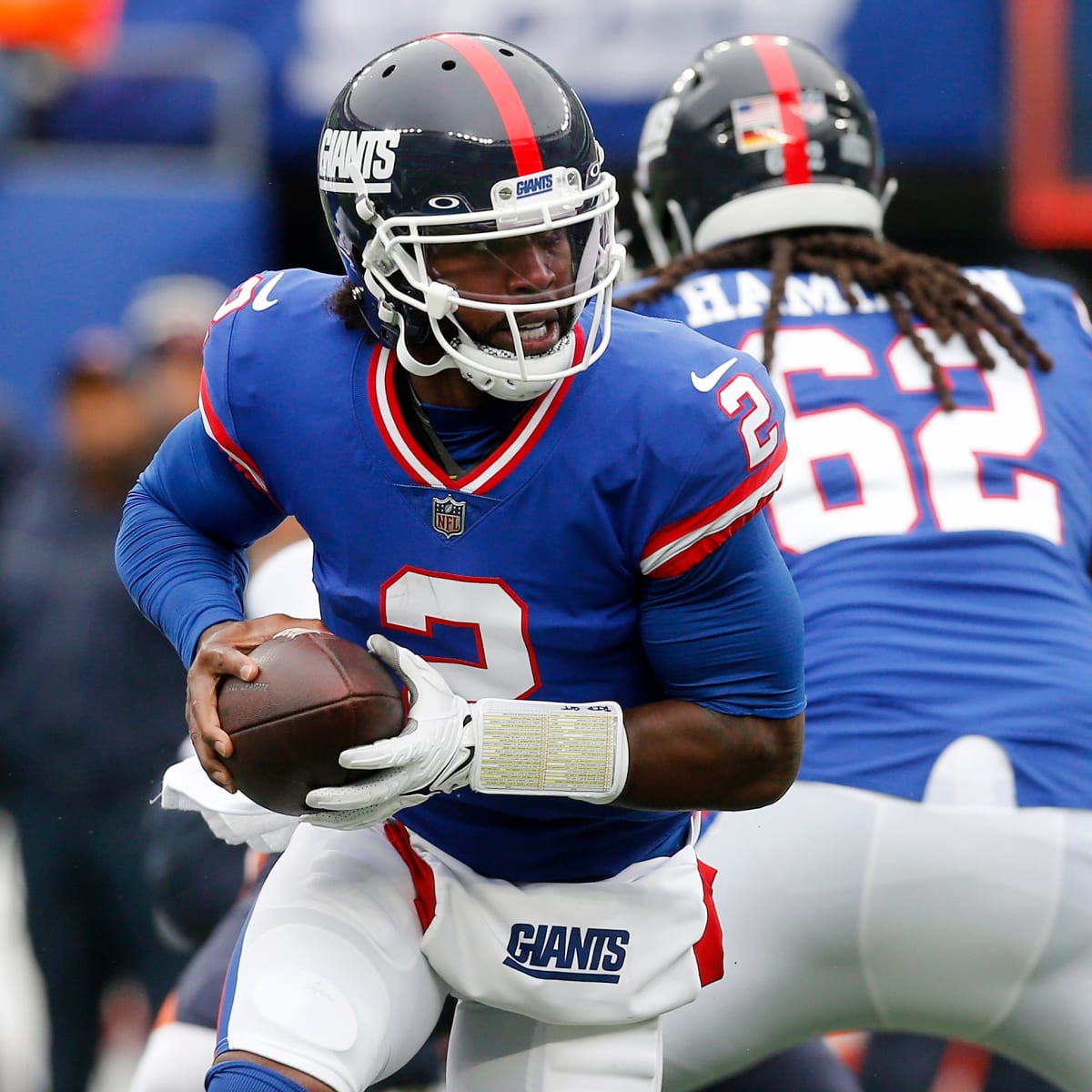 New York Giants Bring Back Classic Blue Helmets Uniforms for Two