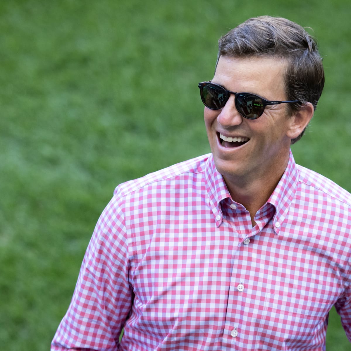 Eli Manning Has 8 Word Reaction To Shirtless Photo Of Arch Manning
