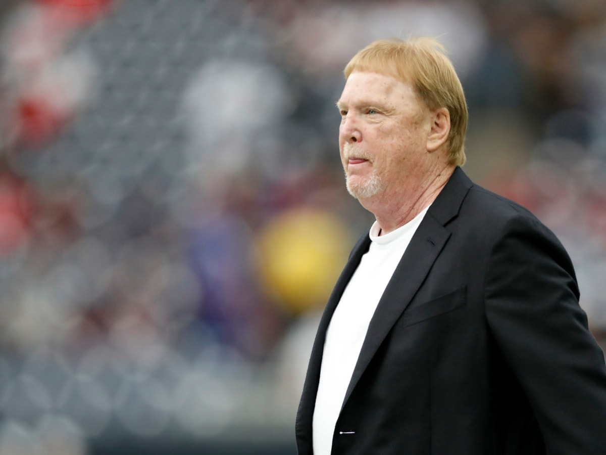 Raiders Owner Mark Davis to Live in Mansion Resembling Team's