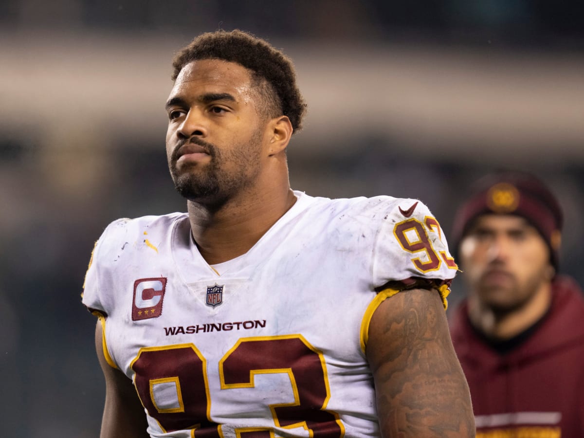 Washington Commanders defensive tackle Jonathan Allen (93) reacts