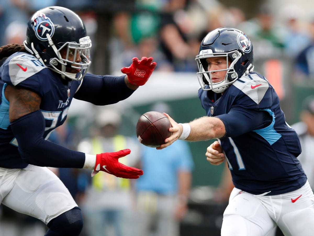 Tennessee Titans' uniforms ranked worst in the league by ChatGPT