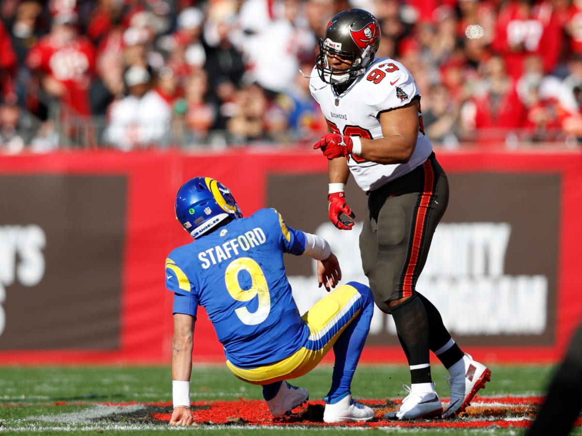 Free Agency Update: DL Ndamukong Suh re-signs with Tampa Bay Buccaneers in  2021 Free Agency