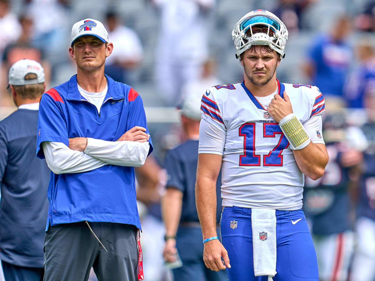 Josh Allen starts fight as tempers flare during first padded practice on  day 6 of training camp (Observations) 