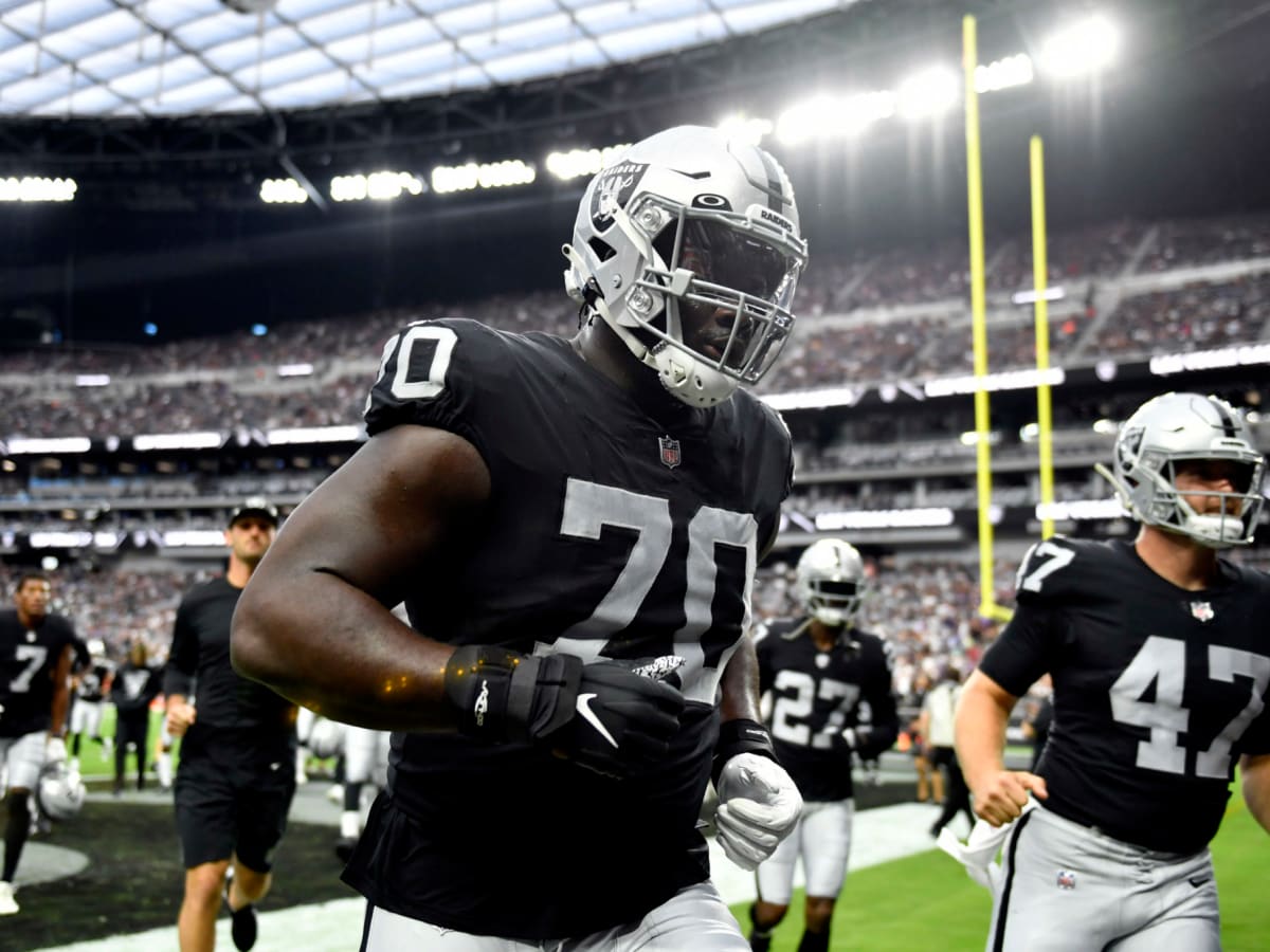 Raiders move first-round OT Alex Leatherwood to guard during Thursday's  practice