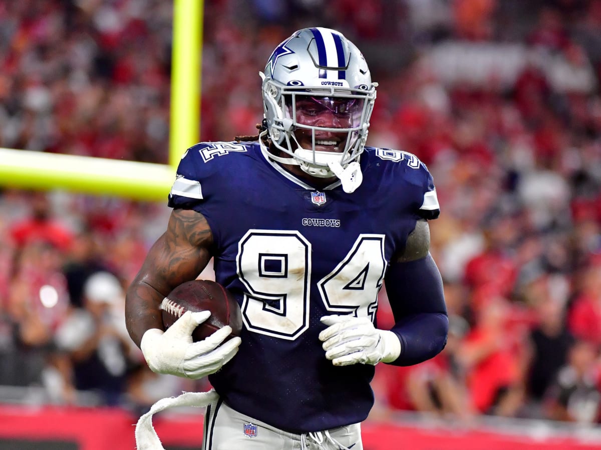 December 23, 2018:.Dallas Cowboys defensive end Randy Gregory #94.during an  NFL football game between the Tampa Bay Buccaneers and Dallas Cowboys at  AT&T Stadium in Arlington, Texas. Manny Flores/CSM Stock Photo 