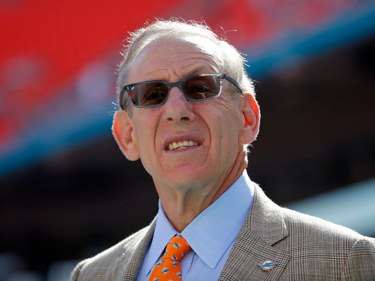 Who is Brue Beal, Stephen Ross' successor as Dolphins owner?