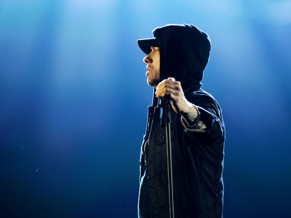 Eminem Drops in on Detroit Lions Practice on HBO's 'Hard Knocks