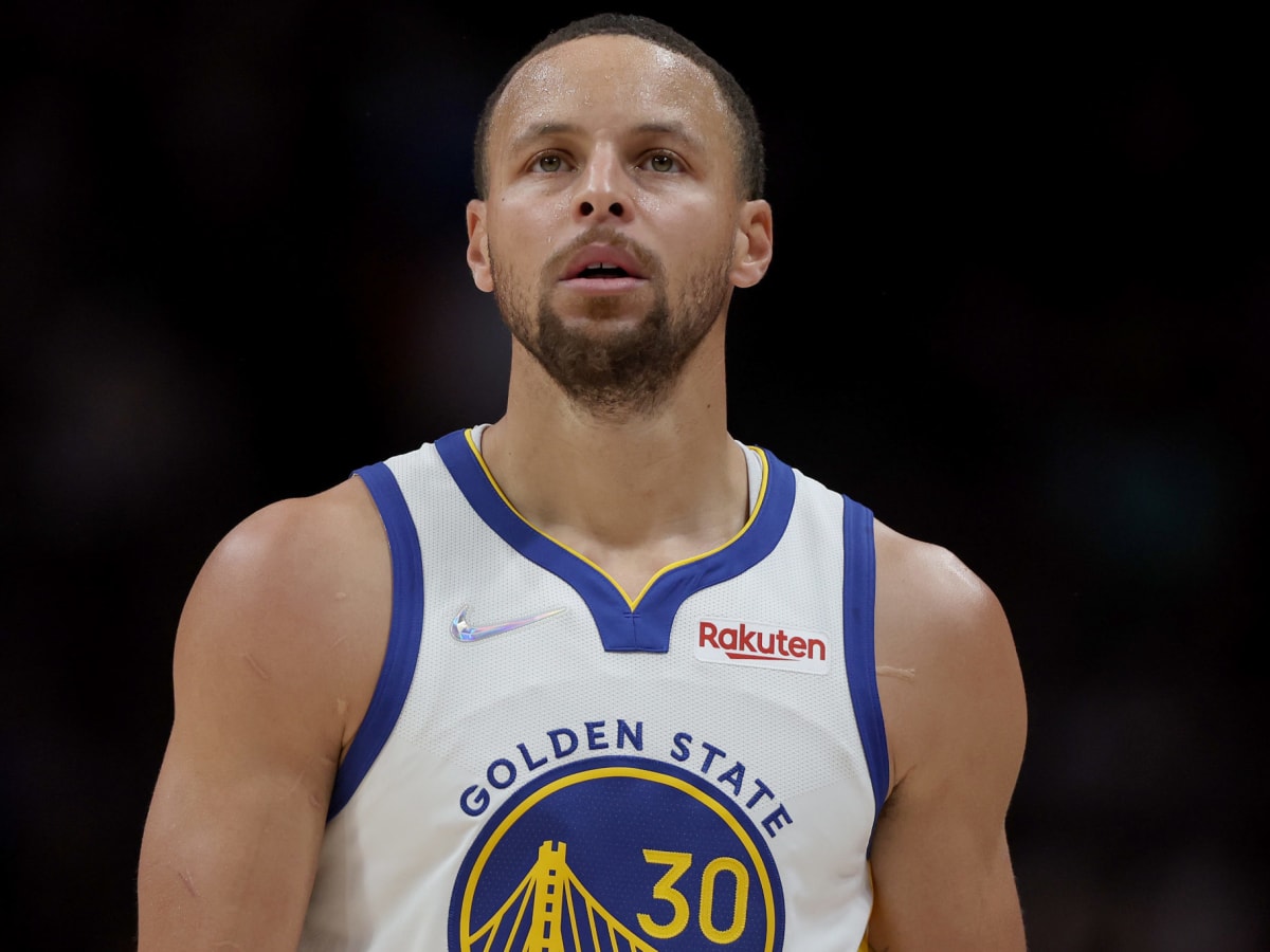 NBA Fans React To Stephen Curry Picking Himself Over Michael