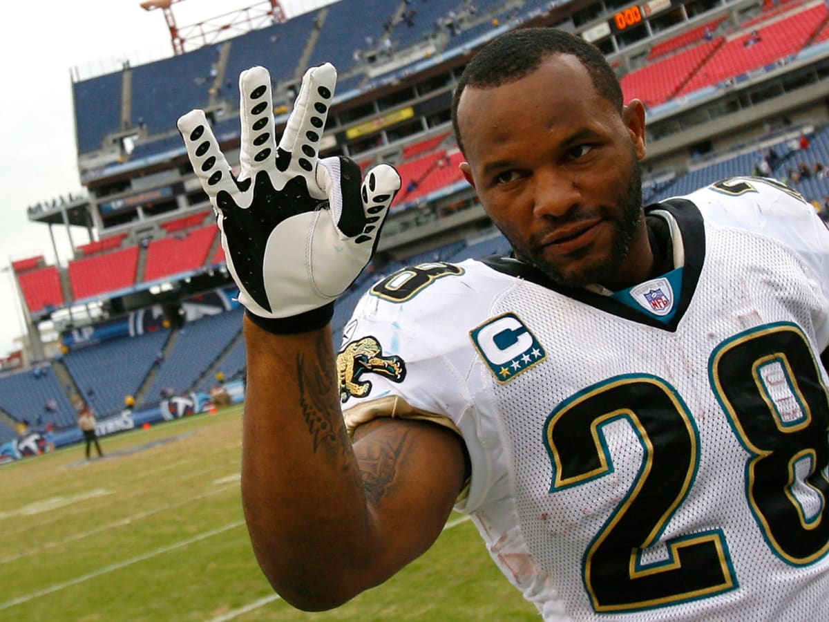 Fred Taylor Q&A: Patriots RB talks about his return, his superstar