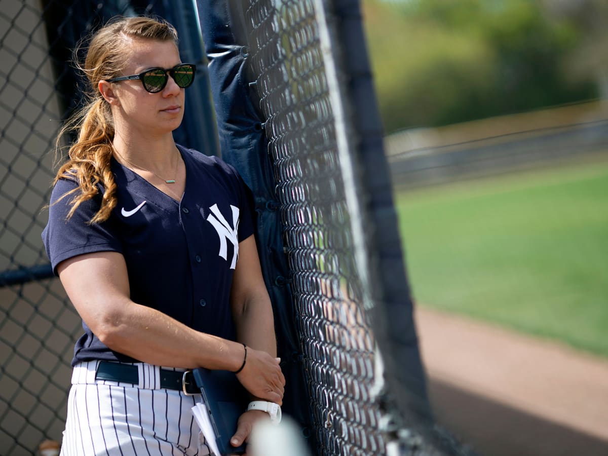 Yankees Minor League Manager Rachel Balkovec Hit in Face by Batted Ball  During Drill – NBC New York