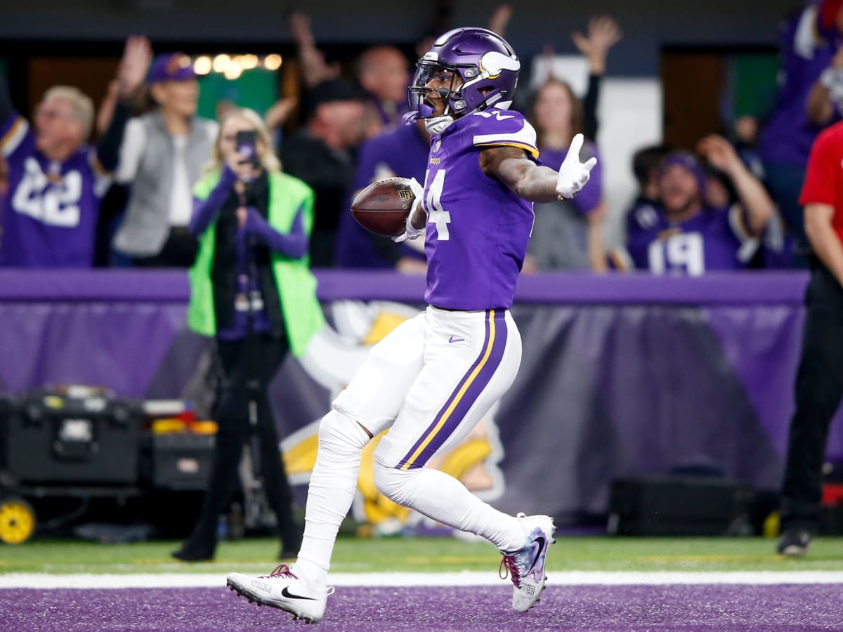 Stefon Diggs injury: Vikings WR leaves Week 16 MNF after taking