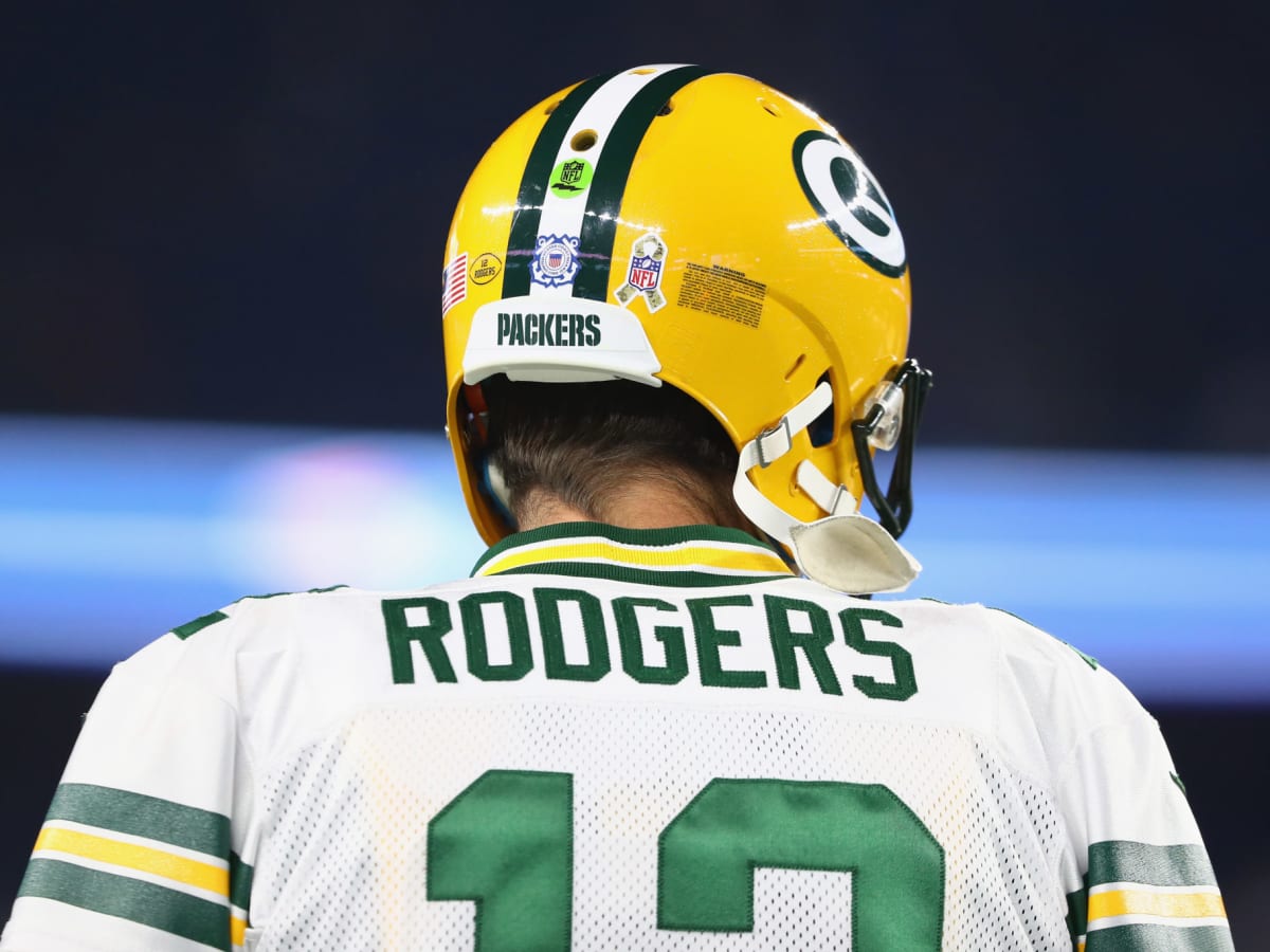 How Aaron Rodgers could end up on the New England Patriots