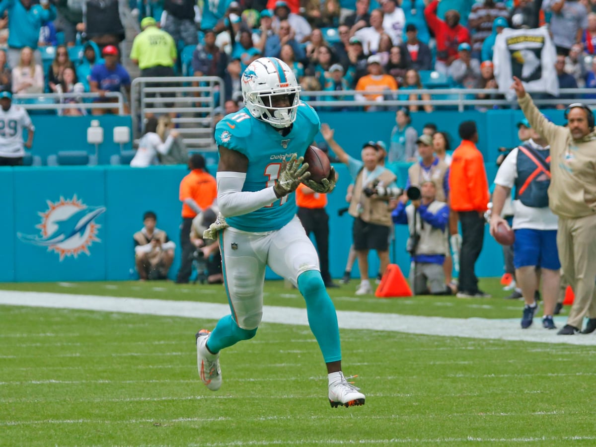 Dolphins OC expects WR DeVante Parker to have a big season