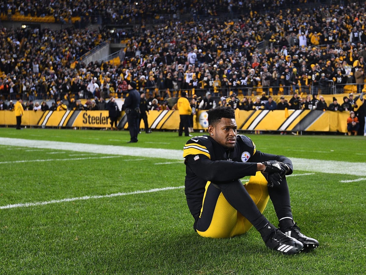 JuJu Smith-Schuster leaves Steelers-Broncos game with injury