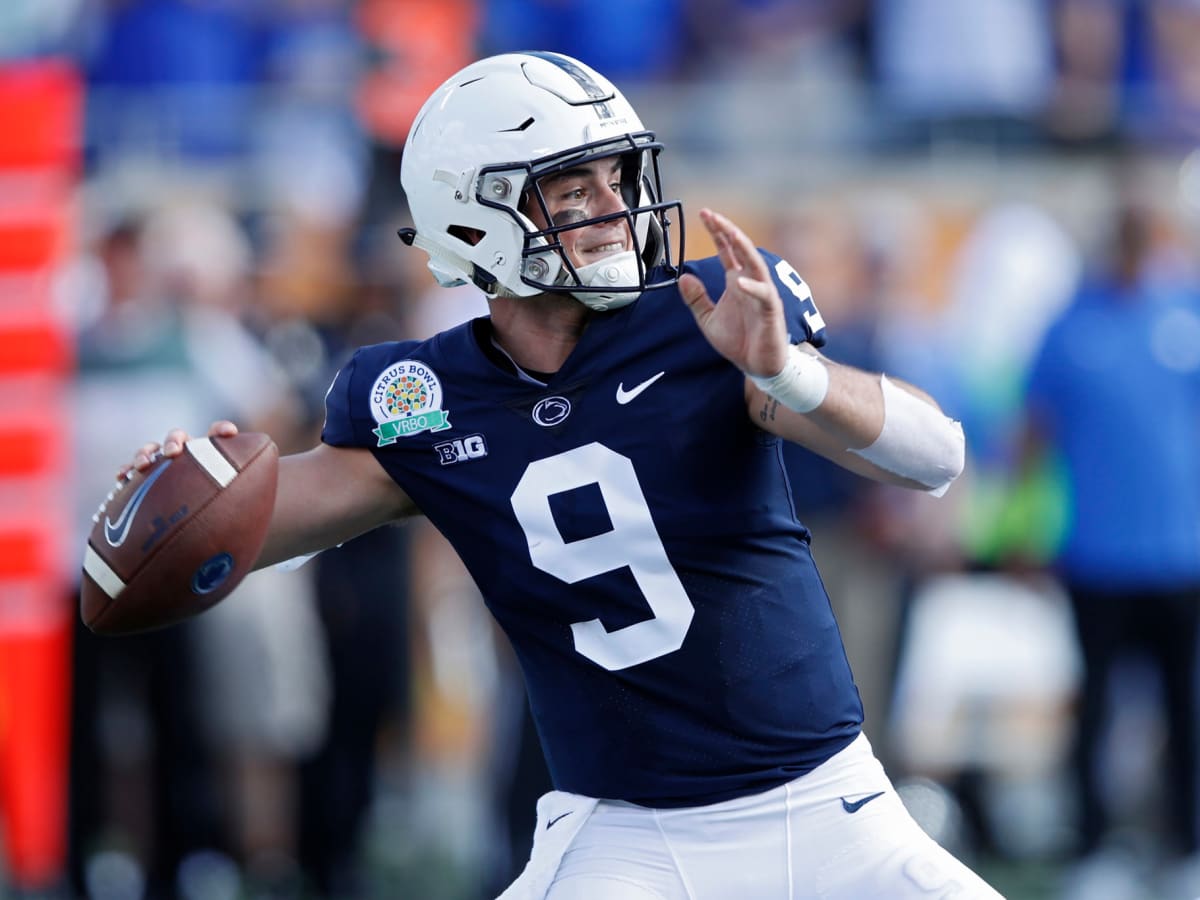 Former Penn State Quarterback Trace McSorley Throws His First NFL Touchdown  Pass for the Baltimore Ravens - Sports Illustrated Penn State Nittany Lions  News, Analysis and More