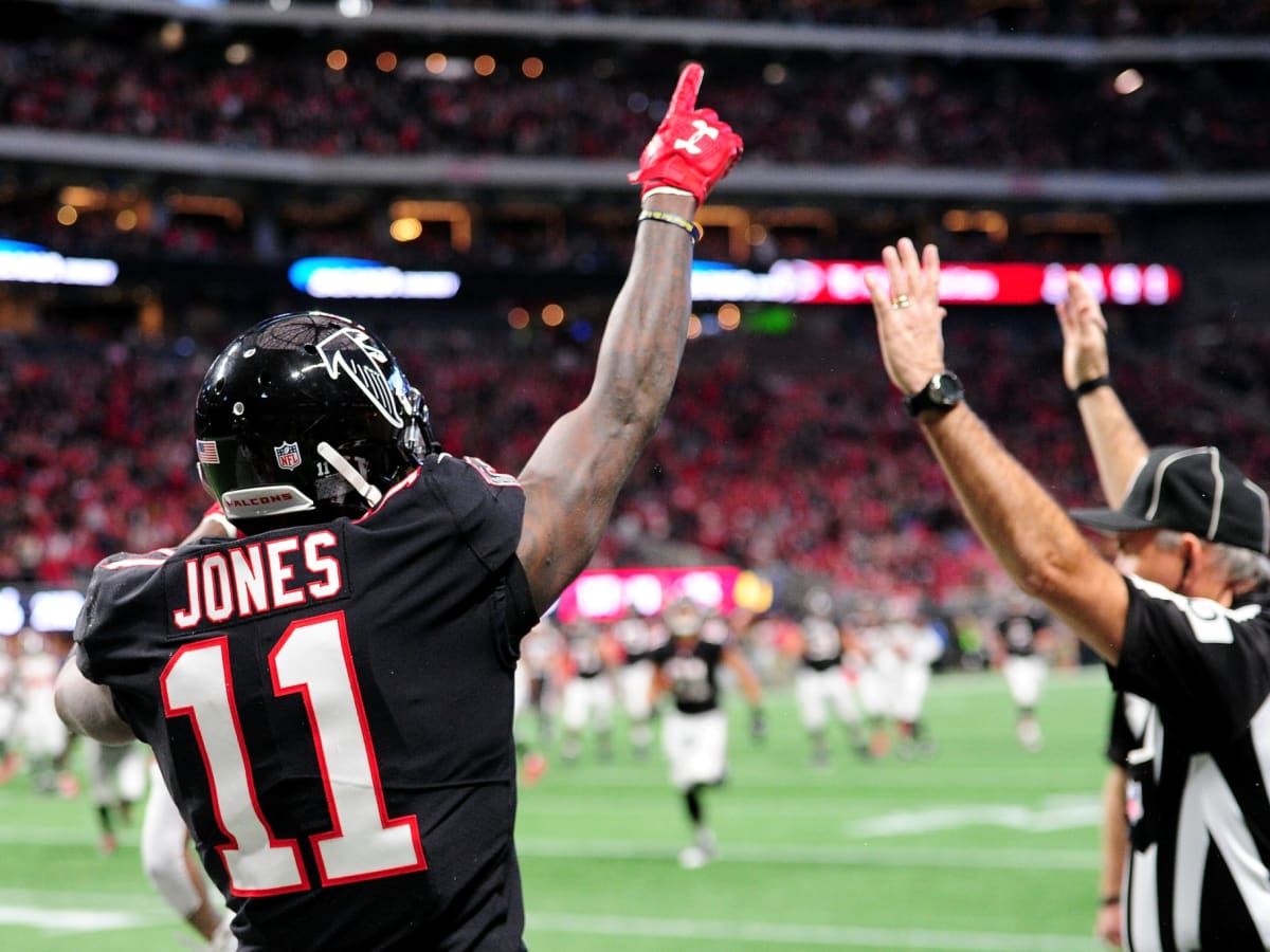 Look: Julio Jones Chooses New Jersey Number With Titans - The Spun