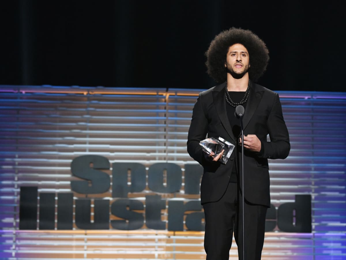 Dallas Cowboys Legend Says He's 'Sick of Hearing' About Colin Kaepernick As  Return Rumors Once Again Arose Despite Him Not Playing Football for Five  Years - EssentiallySports