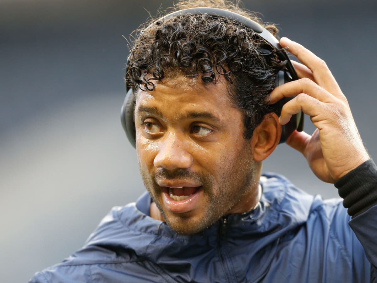 Russell Wilson's ex-wife Ashton's Meme Resurfaces - BOL News