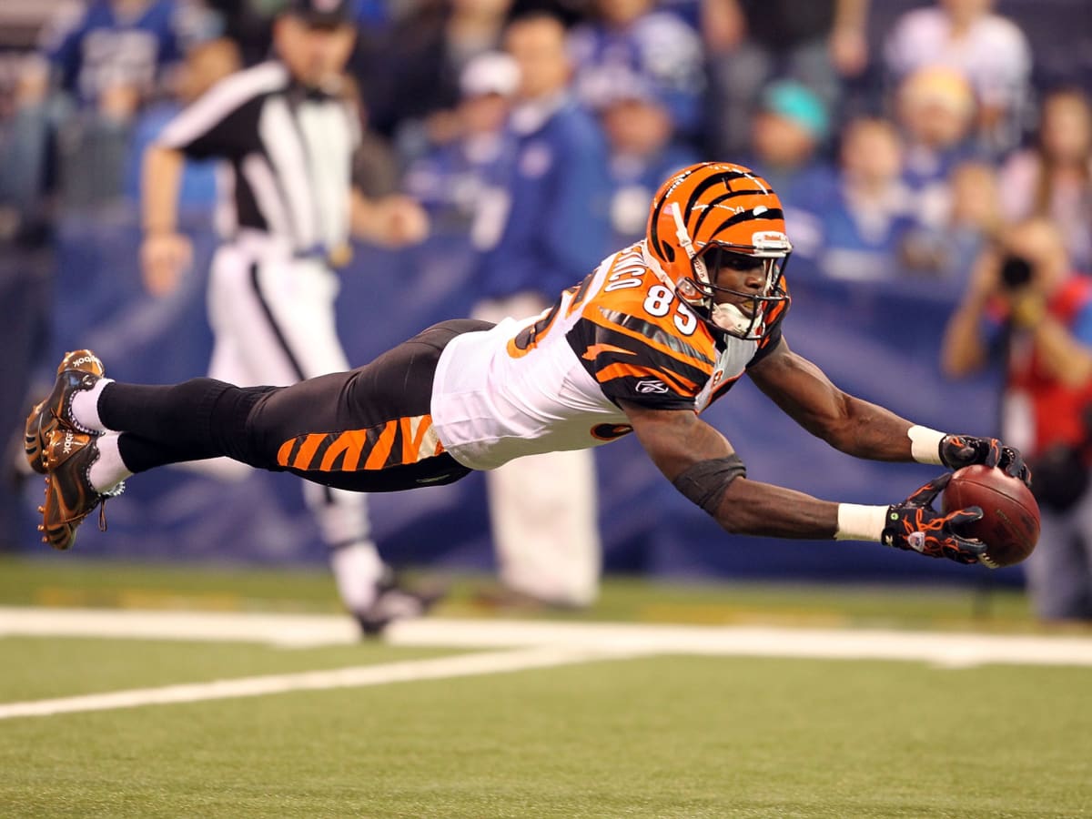 : Chad Johnson - Cincinnati Bengals - Is the NFL's Bad Boy Really  Mr. Good Guy? - Sports Illustrated - October 30, 2006 - World Series  Coverage - SI : Collectibles & Fine Art