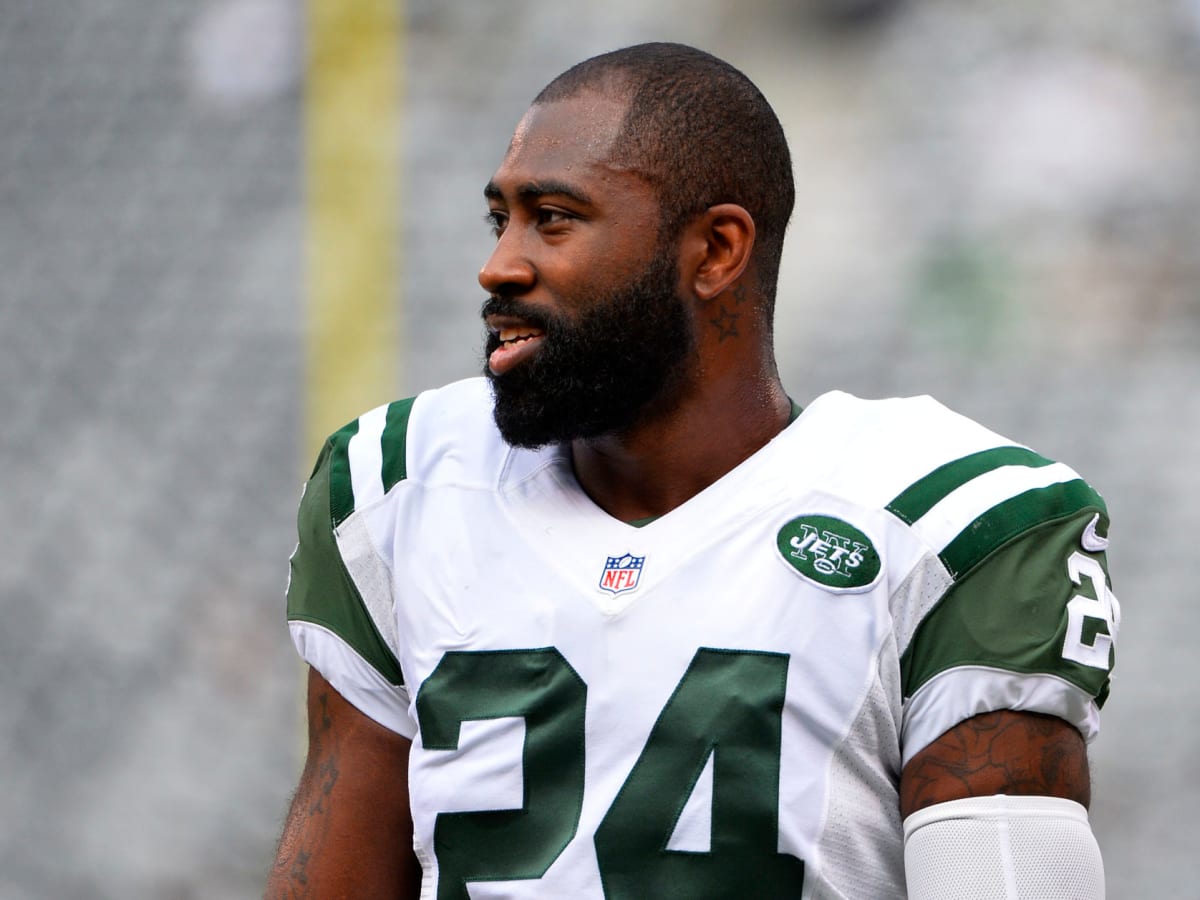 Jets' Darrelle Revis will be facing resurgent Terrell Owens 