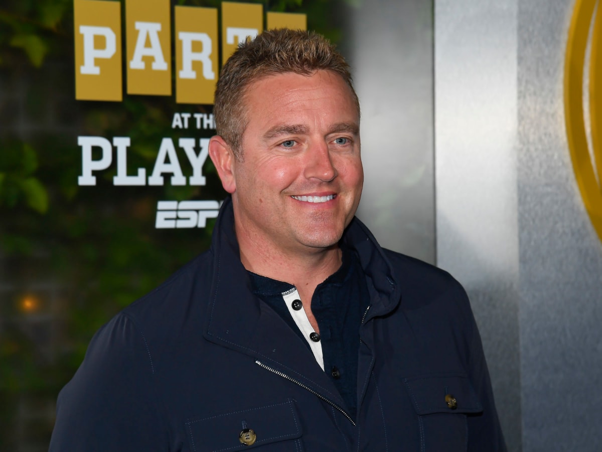 eyeing ESPN's Kirk Herbstreit as its top NFL analyst