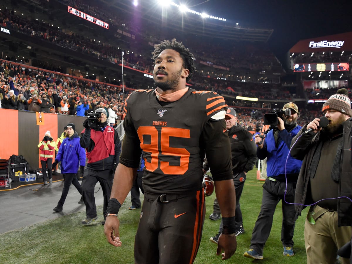 Myles Garrett is becoming a problem for the Cleveland Browns