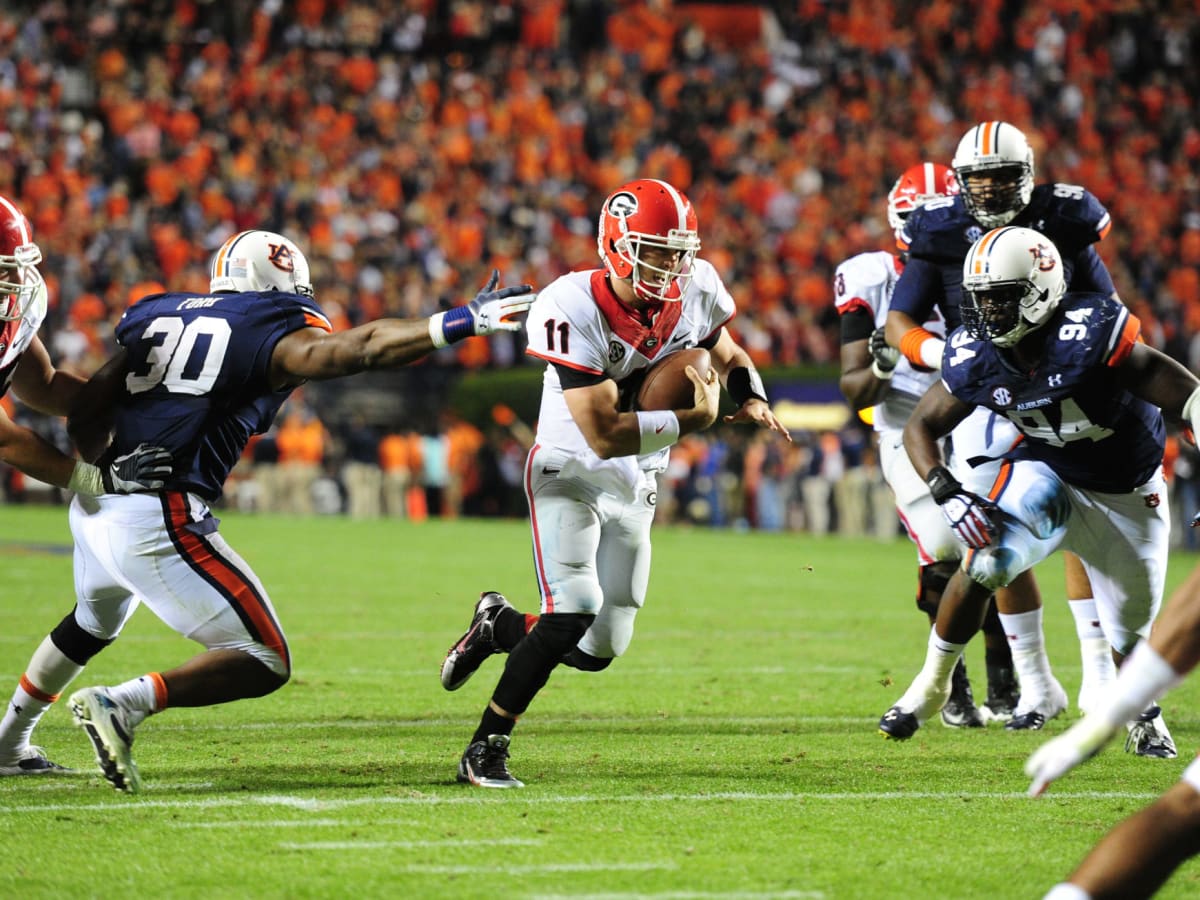 Auburn's Nick Fairley signs with Nike, reports say 