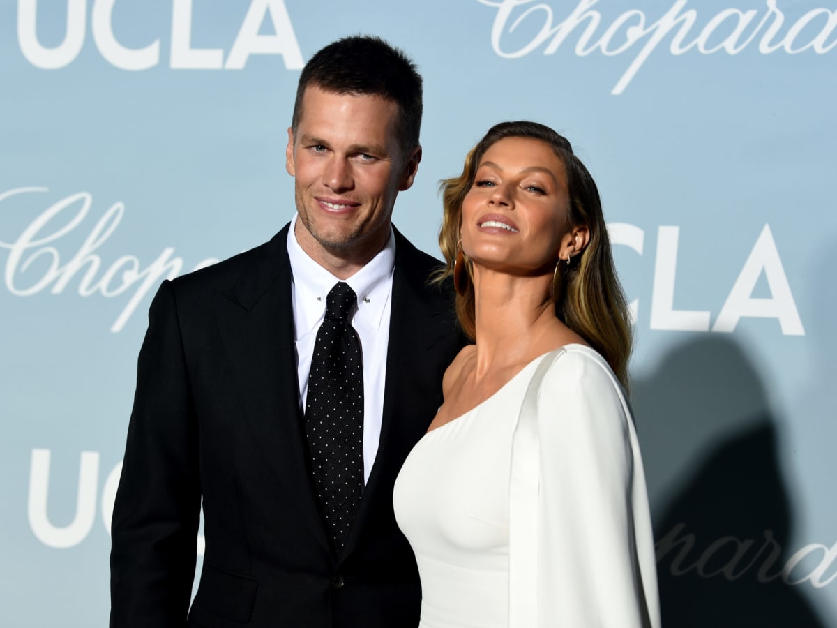 Look: NFL World Reacts To Tom Brady, Dolphins News - The Spun: What's  Trending In The Sports World Today