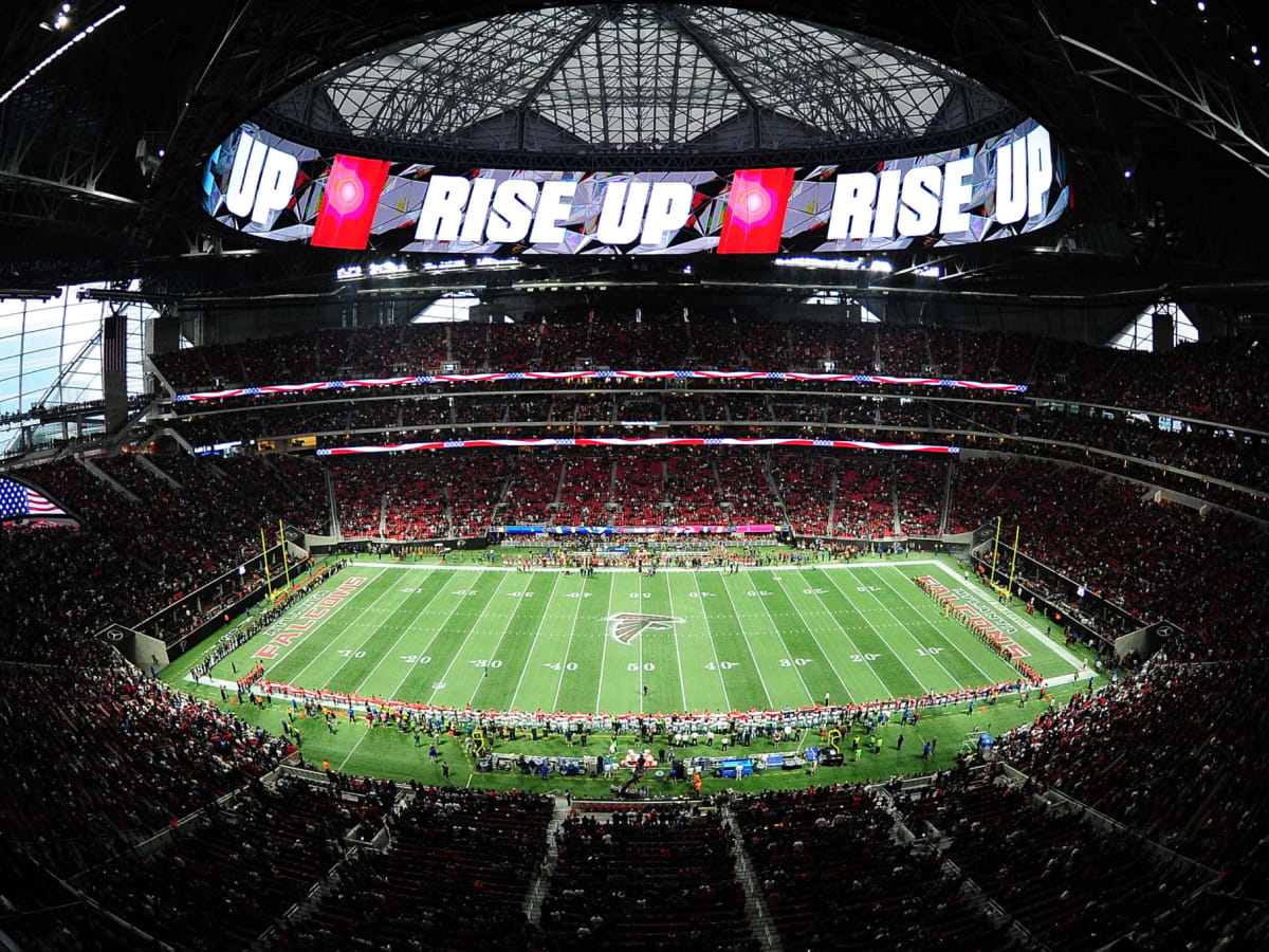 Atlanta Falcons players celebrate a touchdown by Atlanta Falcons